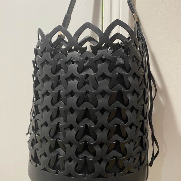 Kate Spade laser cut bucket bag - Picture 2 of 7